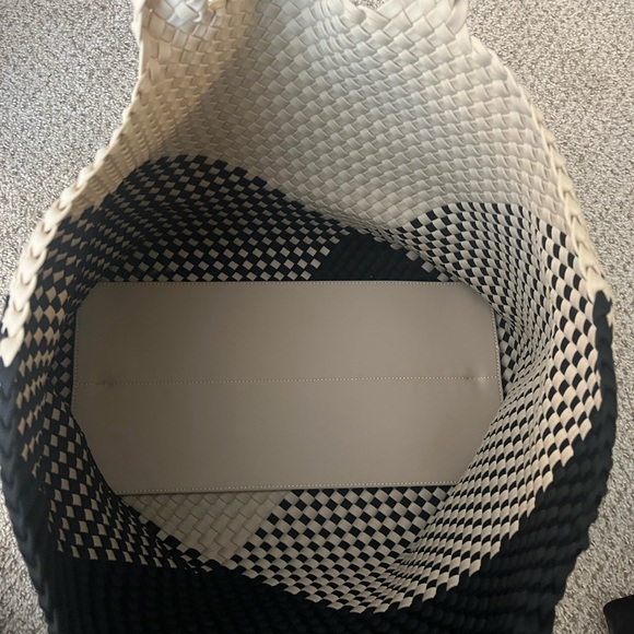 Naghedi st. Barths large tote geo Indio with matching zipper pouch - Picture 3 of 11